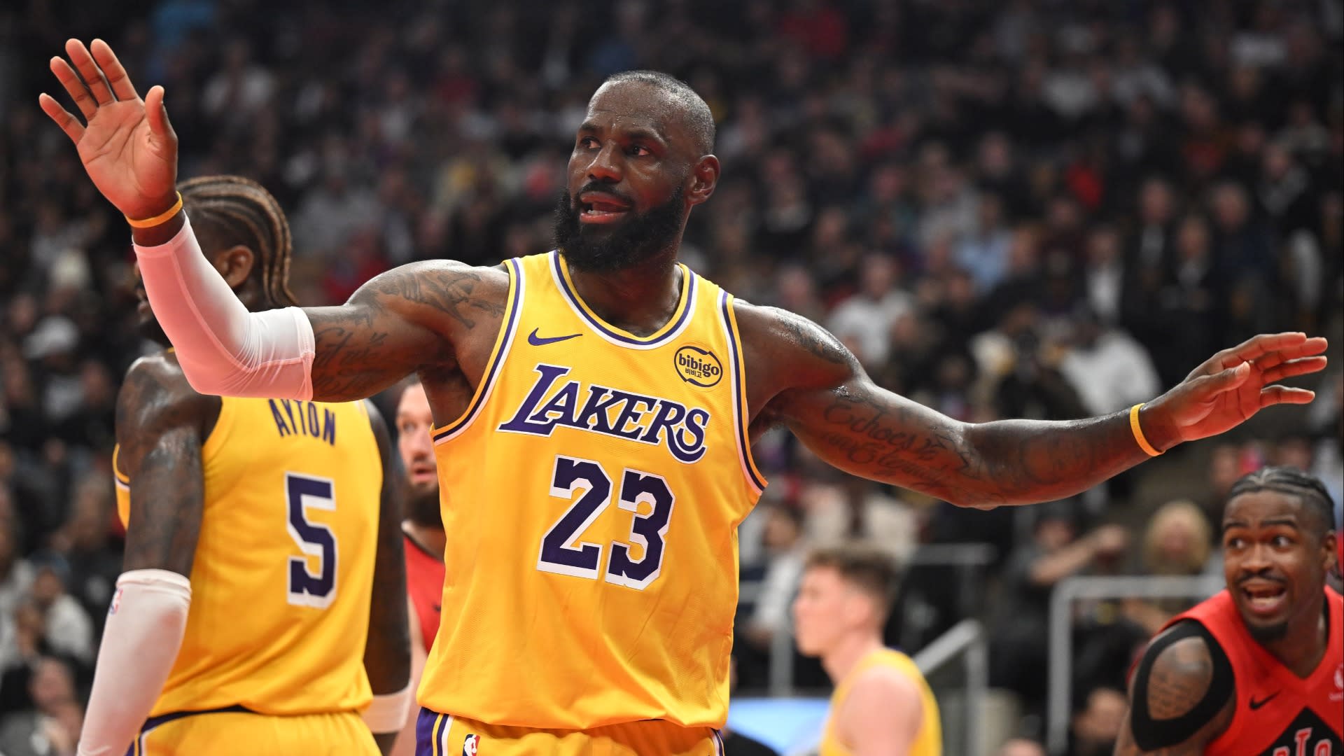 LeBron James Ends 10+ Points Streak with Game-Winning Assist